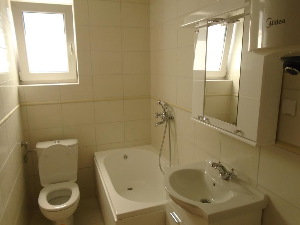 Apartments Kanli Kula Херцег Нови Екстериор снимка