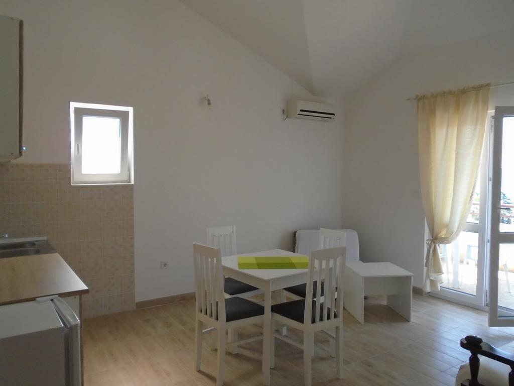 Apartments Kanli Kula Херцег Нови Екстериор снимка